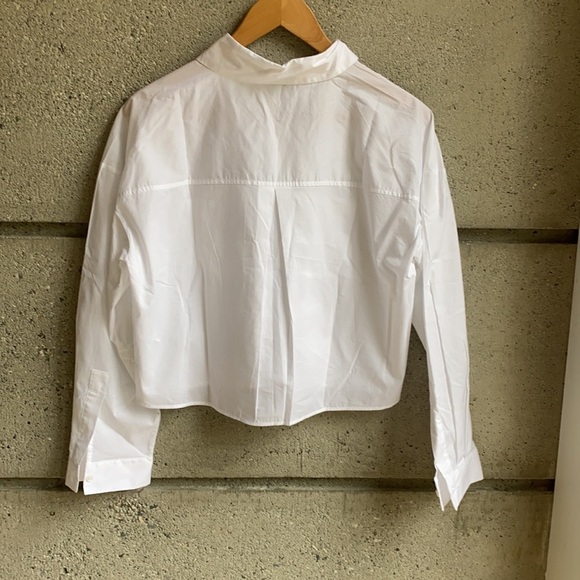 Zara Cropped Blouse - Picture 3 of 4